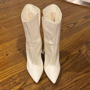 Steve Madden Women's White Pointed-Toe Mid-Calf Boots